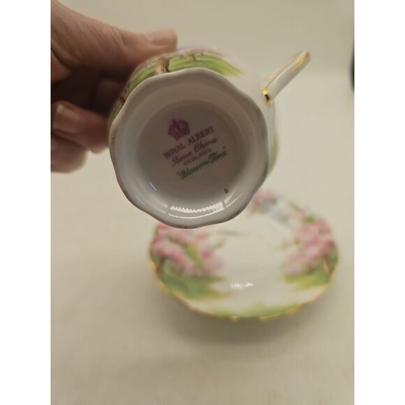 Royal Albert Bone China Blossom Time 1 Cup & Saucer Set  c.1933-01 Vtge  England - Picture 3 of 7